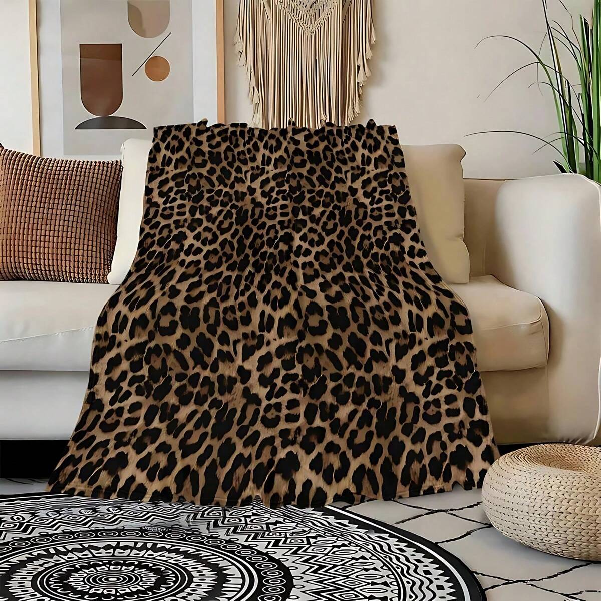 Chic Cheetah Print Throw Blanket | Animal Spot Pattern Flannel, Soft & Cozy, Modern Sofa Accent | For Living Room, Couch, Home Decor | Statement Piece, Machine Washable